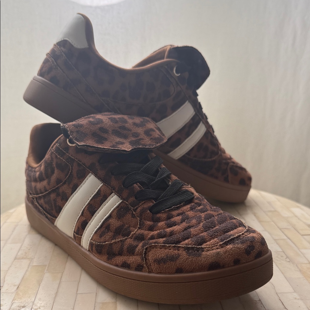 Steve Madden - Size 9, Women’s Leopard Print Sneakers